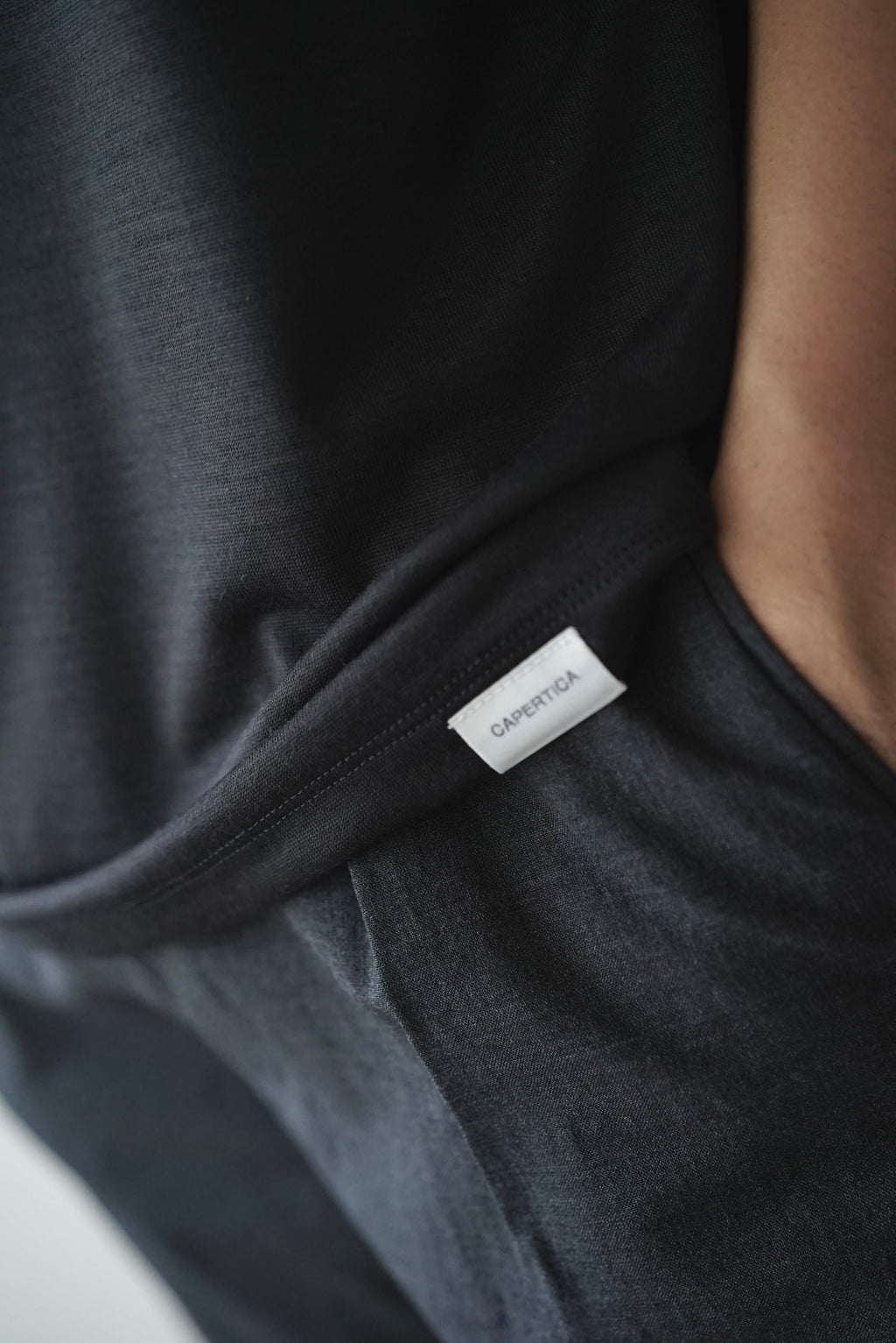 【CAPERTICA】CAP707CS02 Super140s Washable Wool DC_Jersey / RF Wool Tee