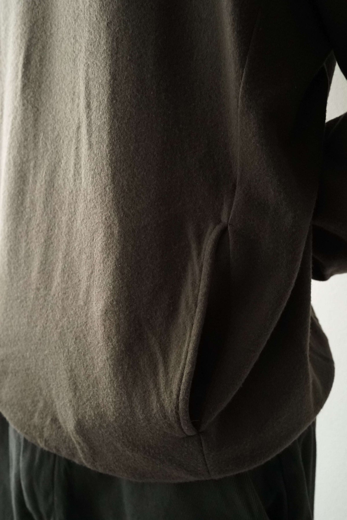 【CAPERTICA】711CS26 Super 140s Washable Wool MW_Jersey Wool Sweat 2026