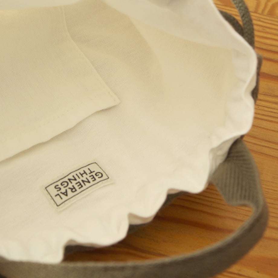 G211-01 Original Oxford Round-Bottom Drawstring Bag
