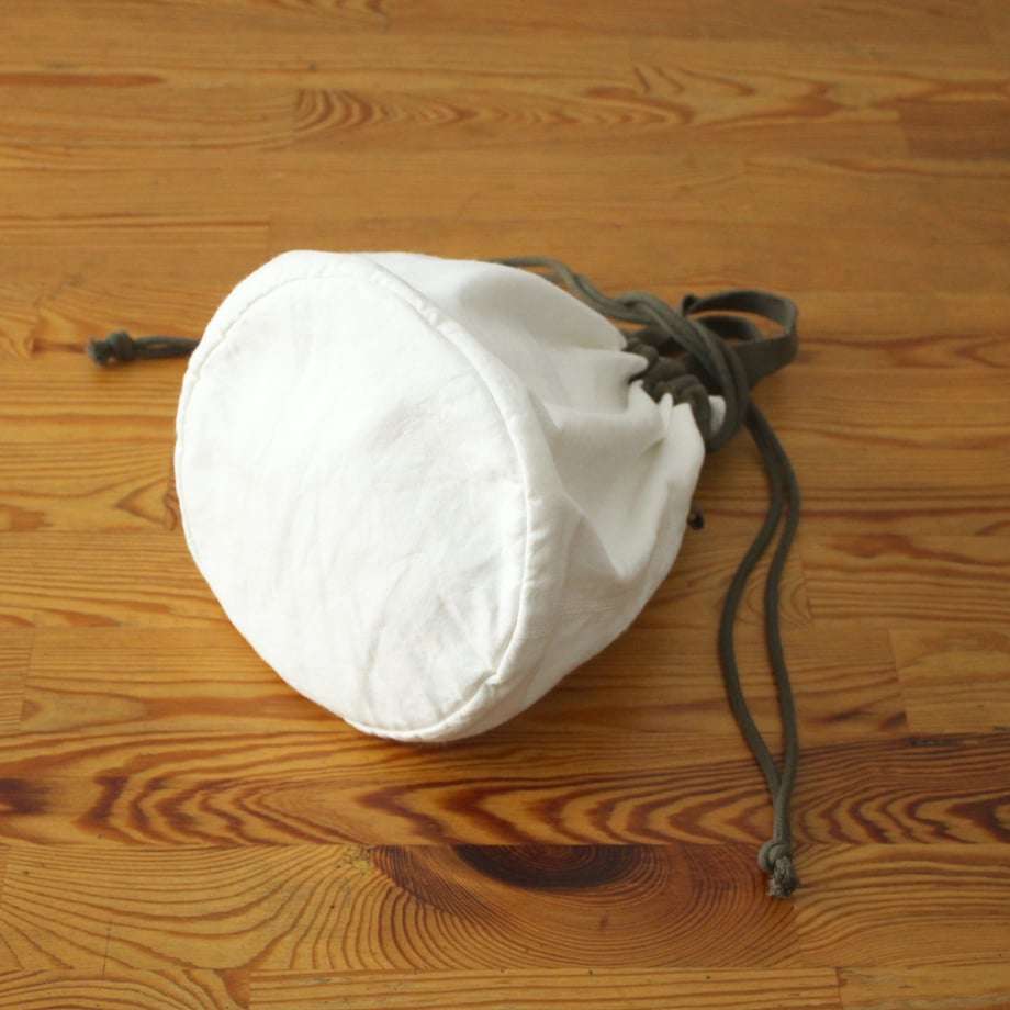 G211-01 Original Oxford Round-Bottom Drawstring Bag