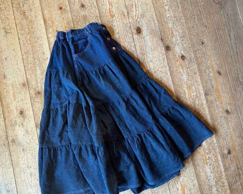 La-TESK-0212 Tiered Skirt (Paisley)